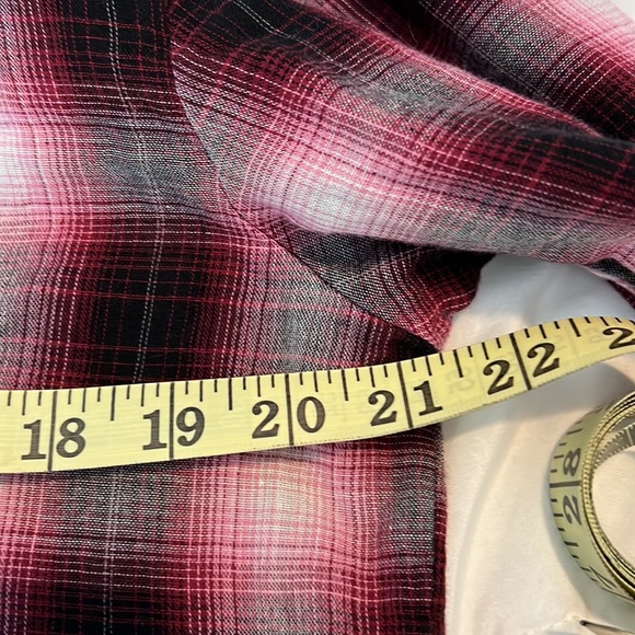 Converse womens flannel top . - Picture 10 of 12